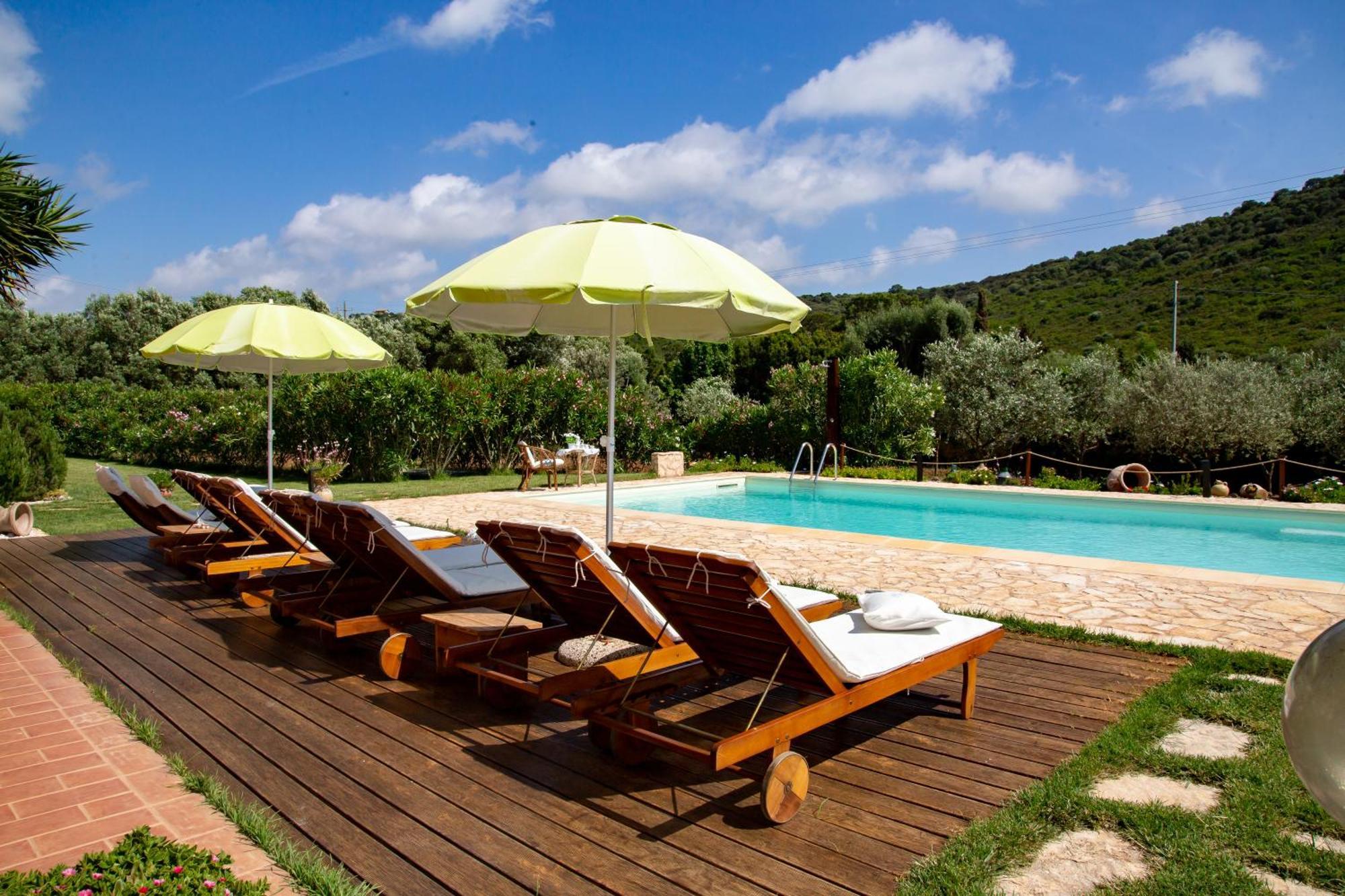 Saige , Piscina Con Idromassaggio Alghero